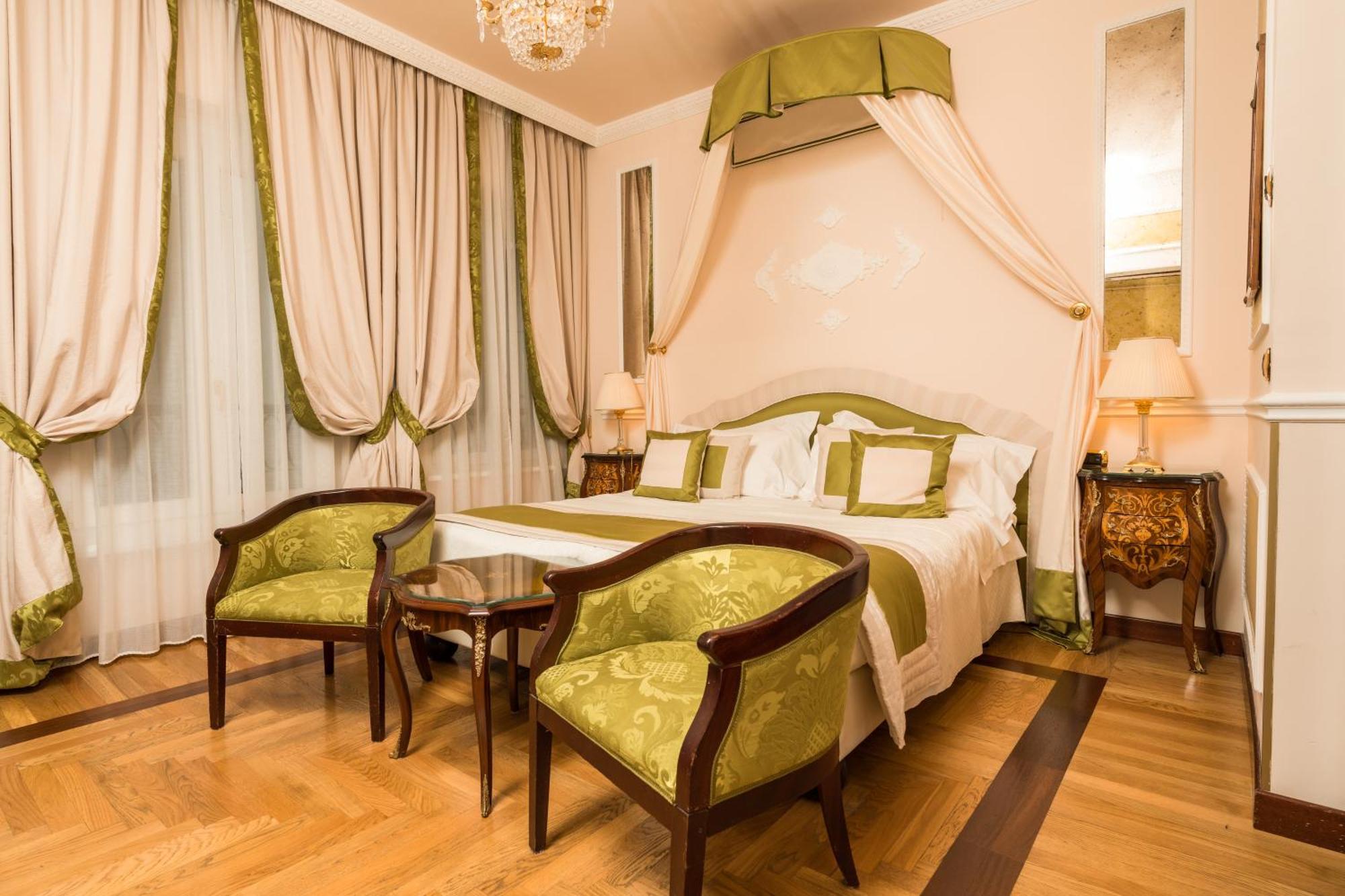 Hotel Bernini Palace 5*